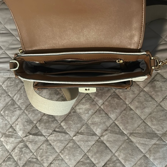 Michael Kors Bradshaw Striped Messenger Bag - Picture 4 of 4